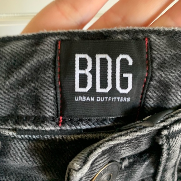 Urban Outfitters BDG Washed Black Mom High-Rise Straight Leg Boho Jeans Size 24 - Picture 6 of 7